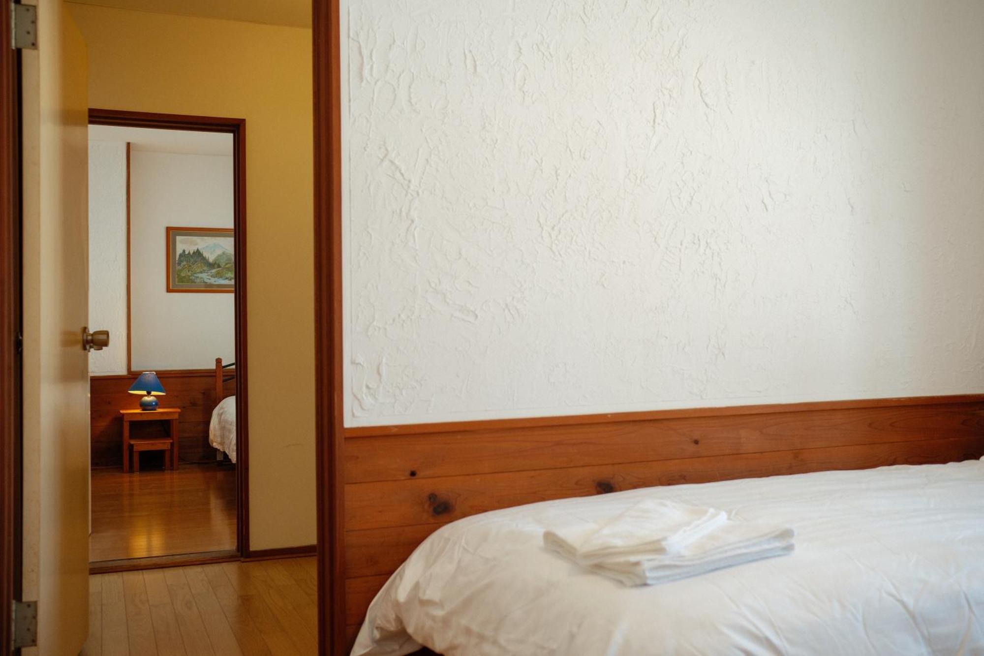 Bed and Breakfast Sweet Spot Madarao Iiyama Екстер'єр фото